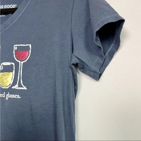 Life is Good Women Sz S I Need Wine Glasses Crusher Tee V Neck Navy Blue NWT - Picture 6 of 11